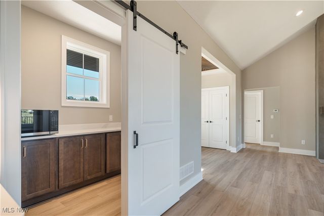 525 Gentlebrook Boulevard SW, Hartville, OH 44632