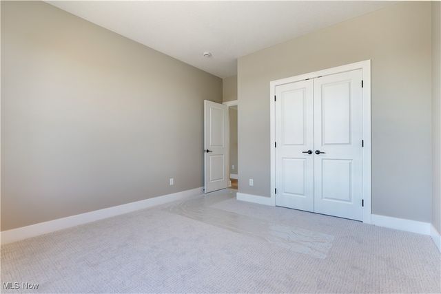 525 Gentlebrook Boulevard SW, Hartville, OH 44632