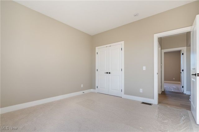 525 Gentlebrook Boulevard SW, Hartville, OH 44632