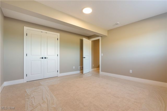 525 Gentlebrook Boulevard SW, Hartville, OH 44632