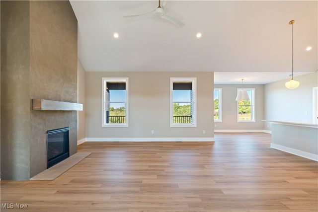 525 Gentlebrook Boulevard SW, Hartville, OH 44632