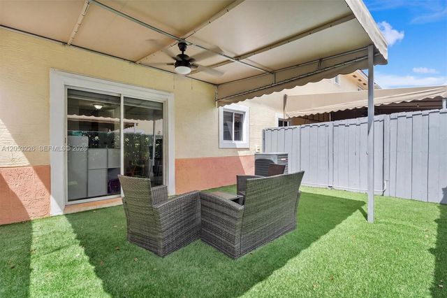 7478 NW 180th Ter, Hialeah, FL 33015