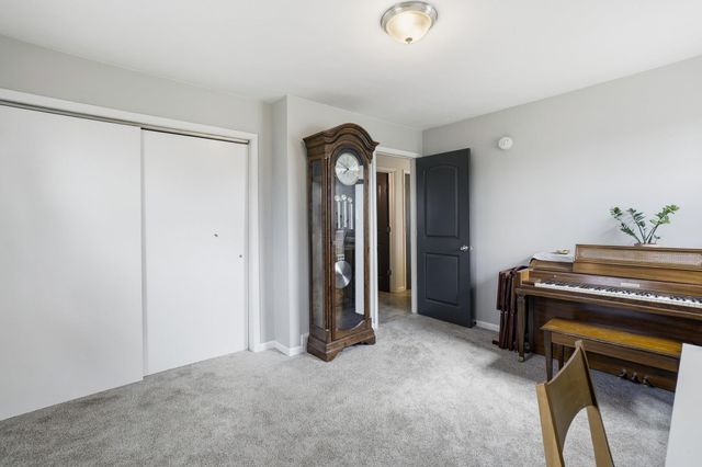 509 Shawnee Drive, Lowell, IN 46356