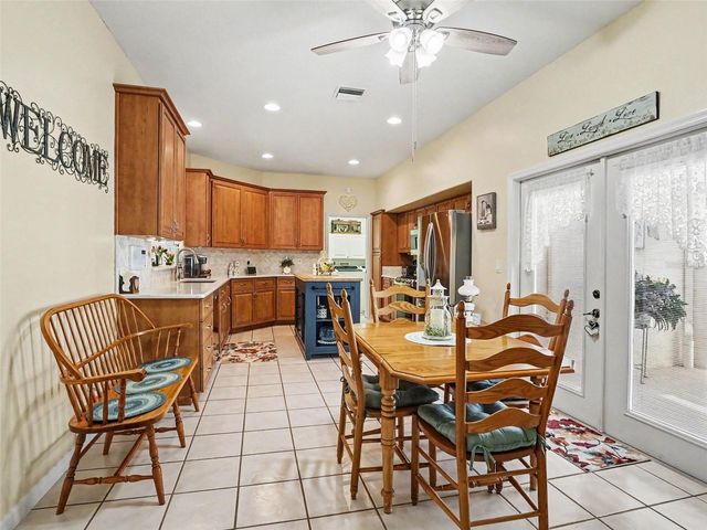 5366 INDIAN OCEAN LOOP, Tavares, FL 32778