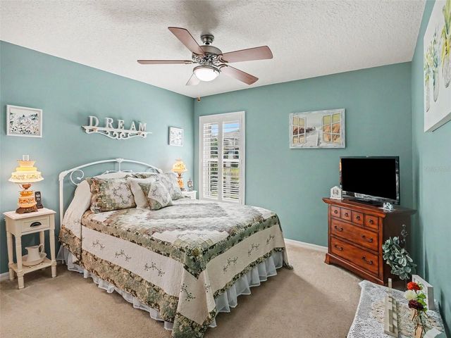5366 INDIAN OCEAN LOOP, Tavares, FL 32778
