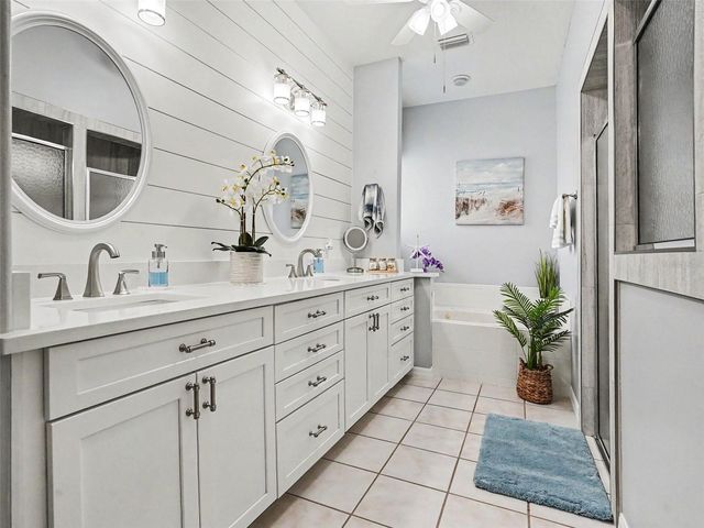 5366 INDIAN OCEAN LOOP, Tavares, FL 32778