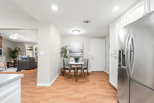 2586 Dudley Dr, Rescue, CA 95672