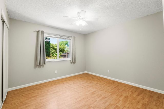 2586 Dudley Dr, Rescue, CA 95672