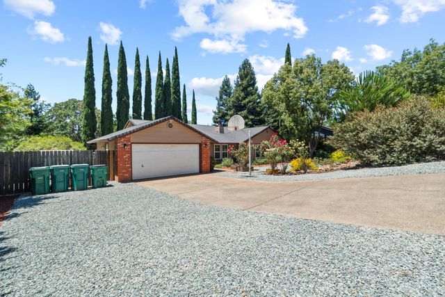 2586 Dudley Dr, Rescue, CA 95672