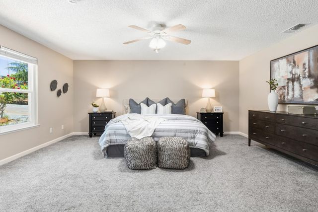 2586 Dudley Dr, Rescue, CA 95672