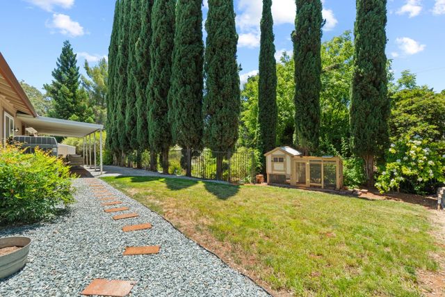 2586 Dudley Dr, Rescue, CA 95672