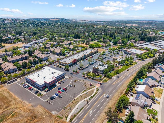 2586 Dudley Dr, Rescue, CA 95672