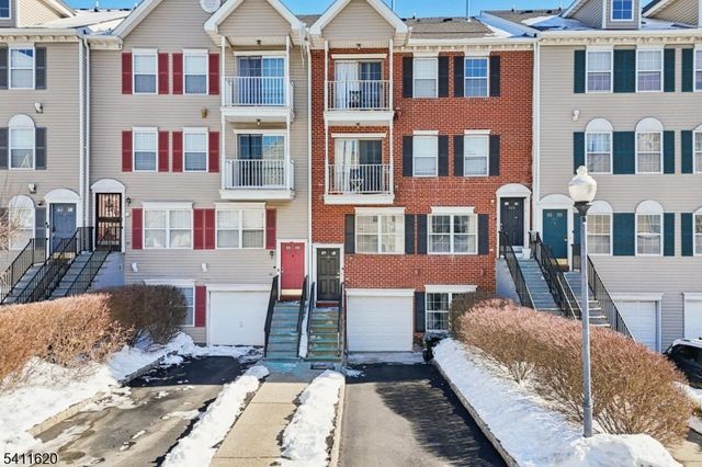 246 Matthews Dr, Newark City, NJ 07103