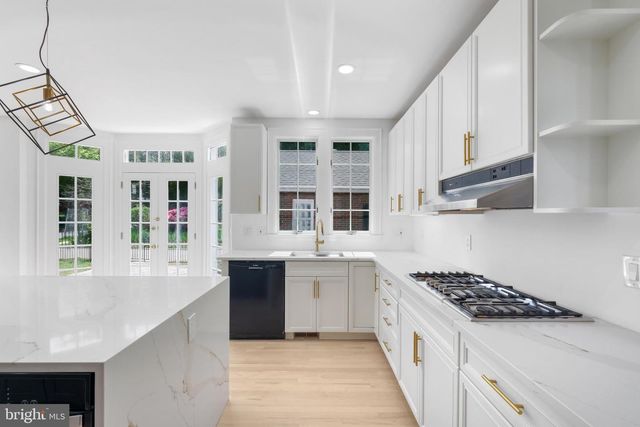 4400 RIDGE ST, Chevy Chase, MD 20815