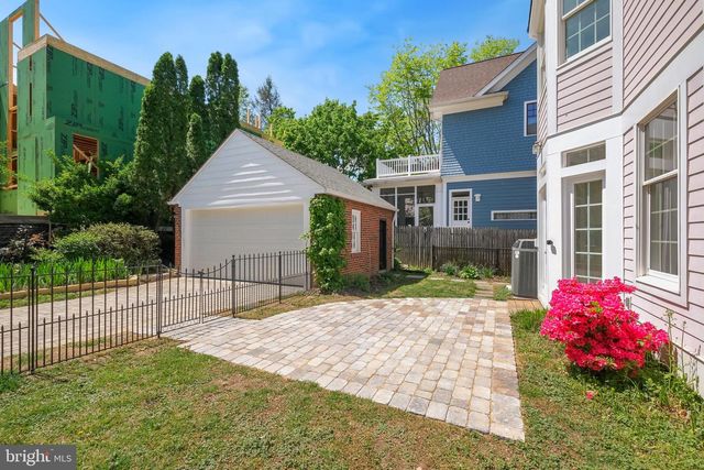 4400 RIDGE ST, Chevy Chase, MD 20815