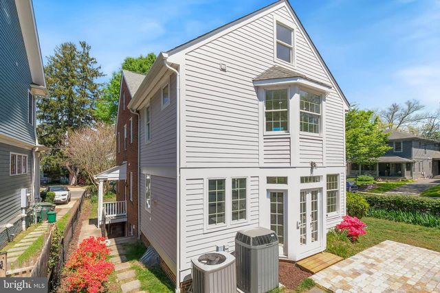 4400 RIDGE ST, Chevy Chase, MD 20815