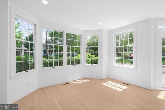 4400 RIDGE ST, Chevy Chase, MD 20815
