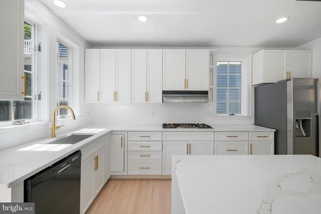 4400 RIDGE ST, Chevy Chase, MD 20815