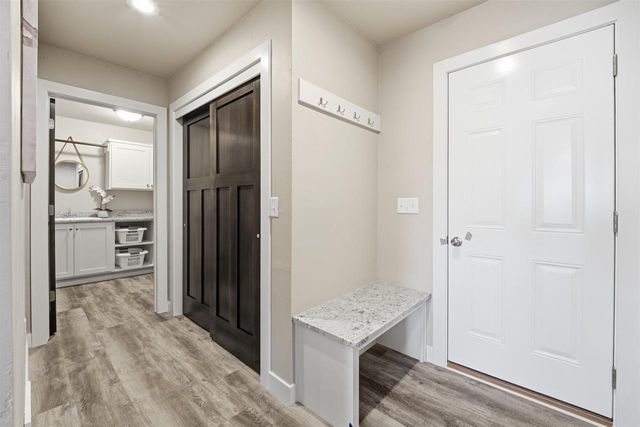 5735 N ACADIA DRIVE, Appleton, WI 54913