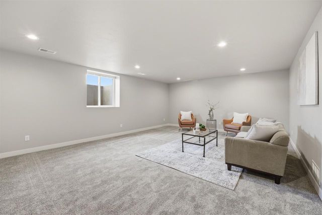 5735 N ACADIA DRIVE, Appleton, WI 54913