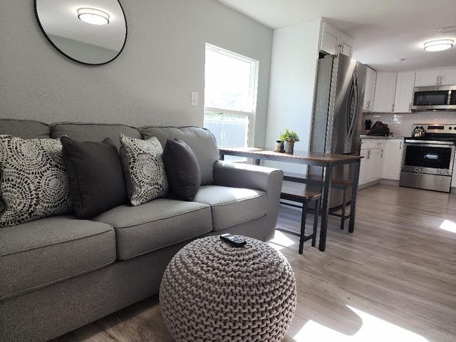 634 FOSTER AVENUE, Winter Garden, FL 34787