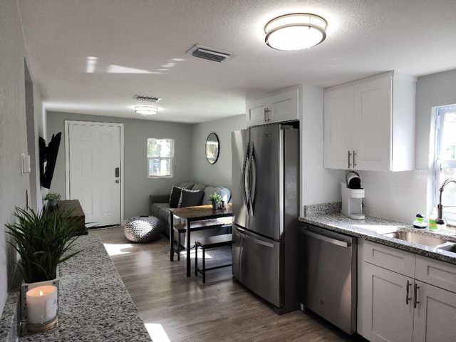 634 FOSTER AVENUE, Winter Garden, FL 34787