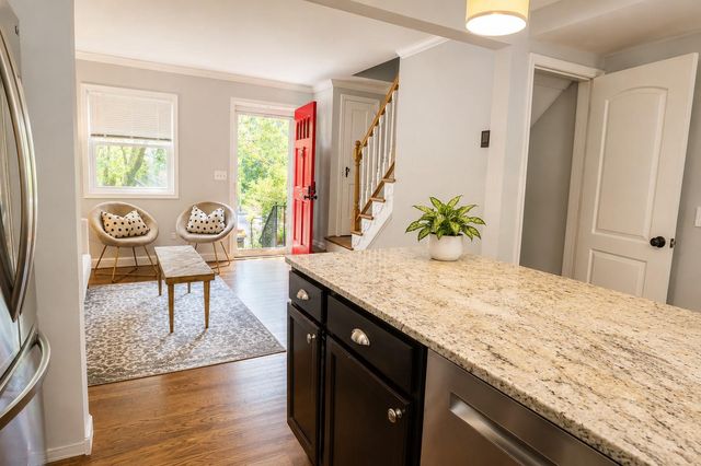 1725 CAMERON ST, Alexandria, VA 22314