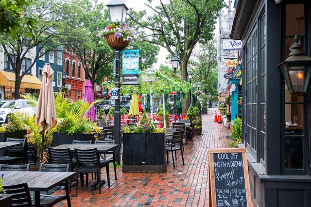 1725 CAMERON ST, Alexandria, VA 22314