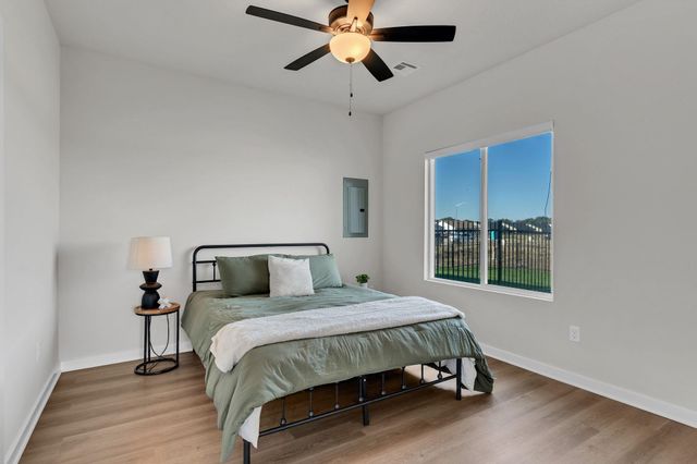 16918 & 16920 W Leyland St, Goddard, KS 67052