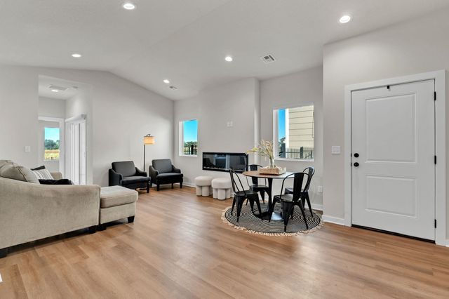 16918 & 16920 W Leyland St, Goddard, KS 67052