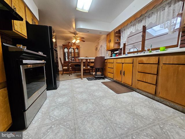 137 N HAWTHORNE DR, Altoona, PA 16602