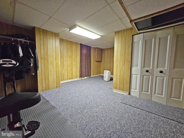 137 N HAWTHORNE DR, Altoona, PA 16602