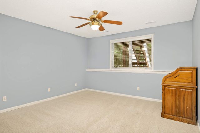 9260 Blackoaks Court N, Maple Grove, MN 55311