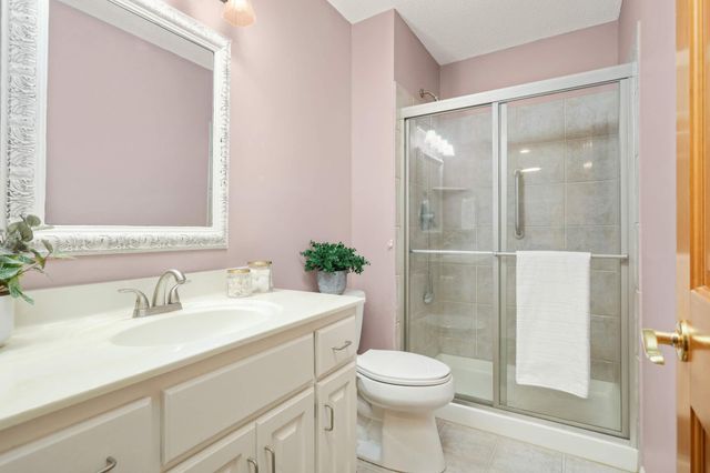 9260 Blackoaks Court N, Maple Grove, MN 55311