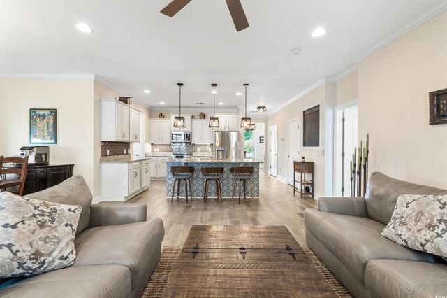 700 Lorenzo Dr., North Myrtle Beach, SC 29582
