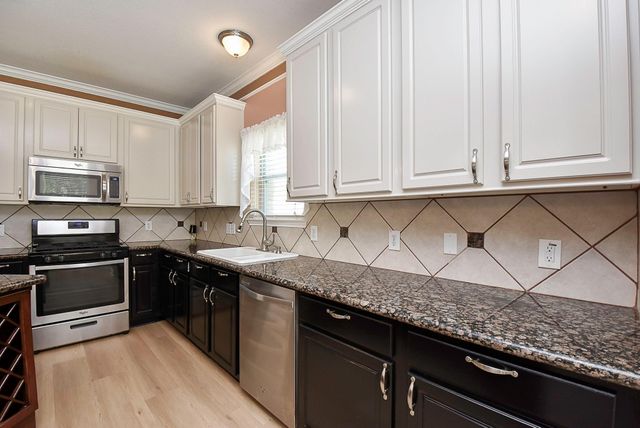 2415 Braypark Lane, Katy, TX 77450