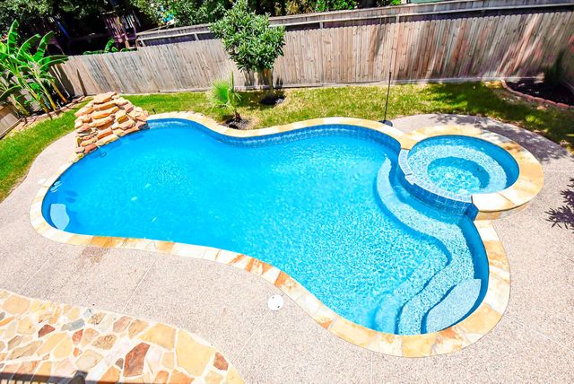 2415 Braypark Lane, Katy, TX 77450