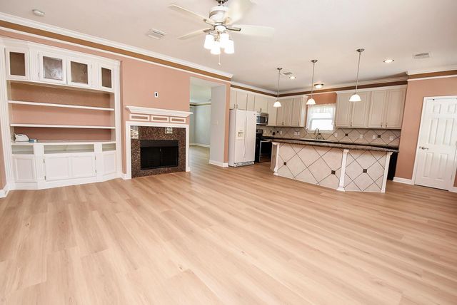2415 Braypark Lane, Katy, TX 77450