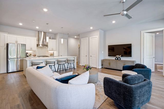 15875 Spectrum Drive 1101, Addison, TX 75001
