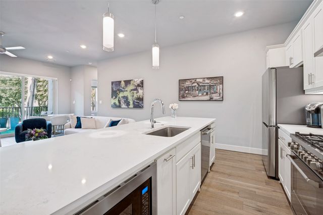 15875 Spectrum Drive 1101, Addison, TX 75001