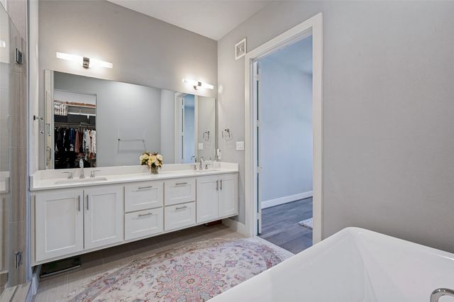 15875 Spectrum Drive 1101, Addison, TX 75001