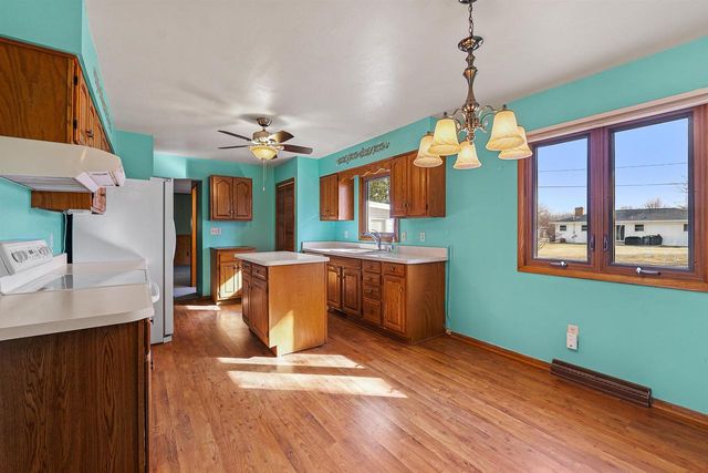 219 CENTER STREET, North Fond Du Lac, WI 54937