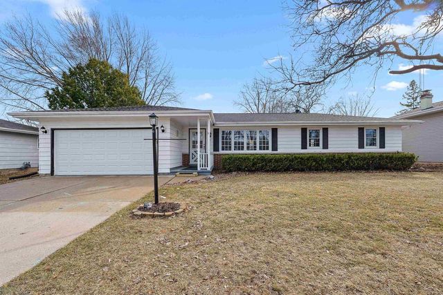 219 CENTER STREET, North Fond Du Lac, WI 54937