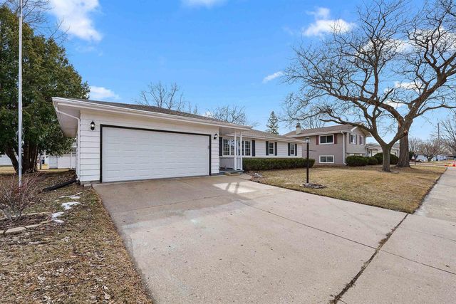 219 CENTER STREET, North Fond Du Lac, WI 54937