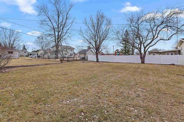 219 CENTER STREET, North Fond Du Lac, WI 54937