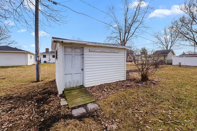 219 CENTER STREET, North Fond Du Lac, WI 54937