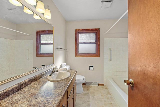 219 CENTER STREET, North Fond Du Lac, WI 54937