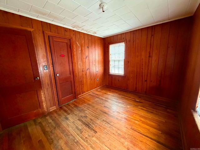 594 N 5th Avenue, Piggott, AR 72454