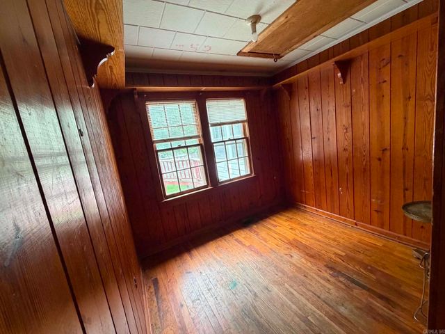 594 N 5th Avenue, Piggott, AR 72454