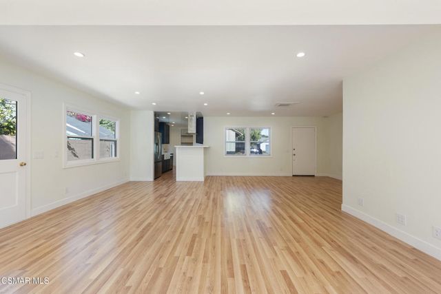 301 Frances Street, Ventura, CA 93003
